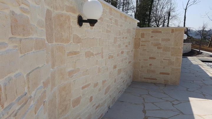 Empreinte murale Lons-le-Saunier